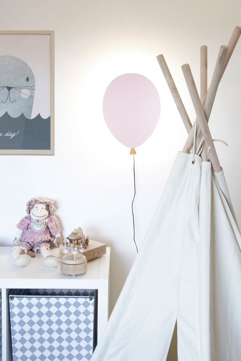 Balloon Seinavalgusti, Roosa - Globen Lighting - snug.ee