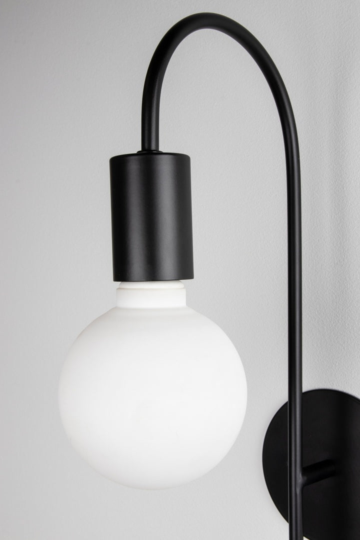 Grace Seinavalgusti, Must - Globen Lighting - snug.ee