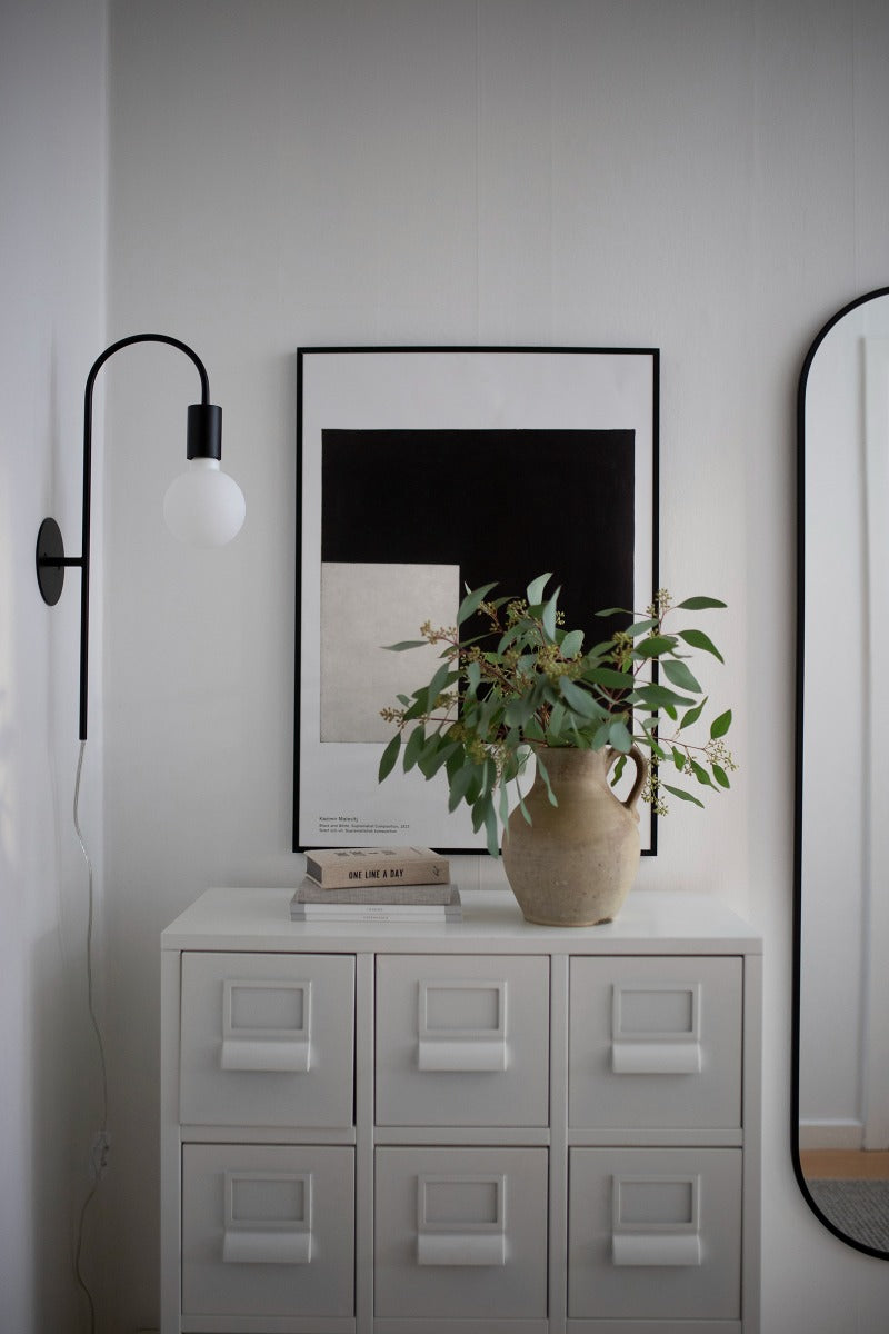 Grace Seinavalgusti, Must - Globen Lighting - snug.ee