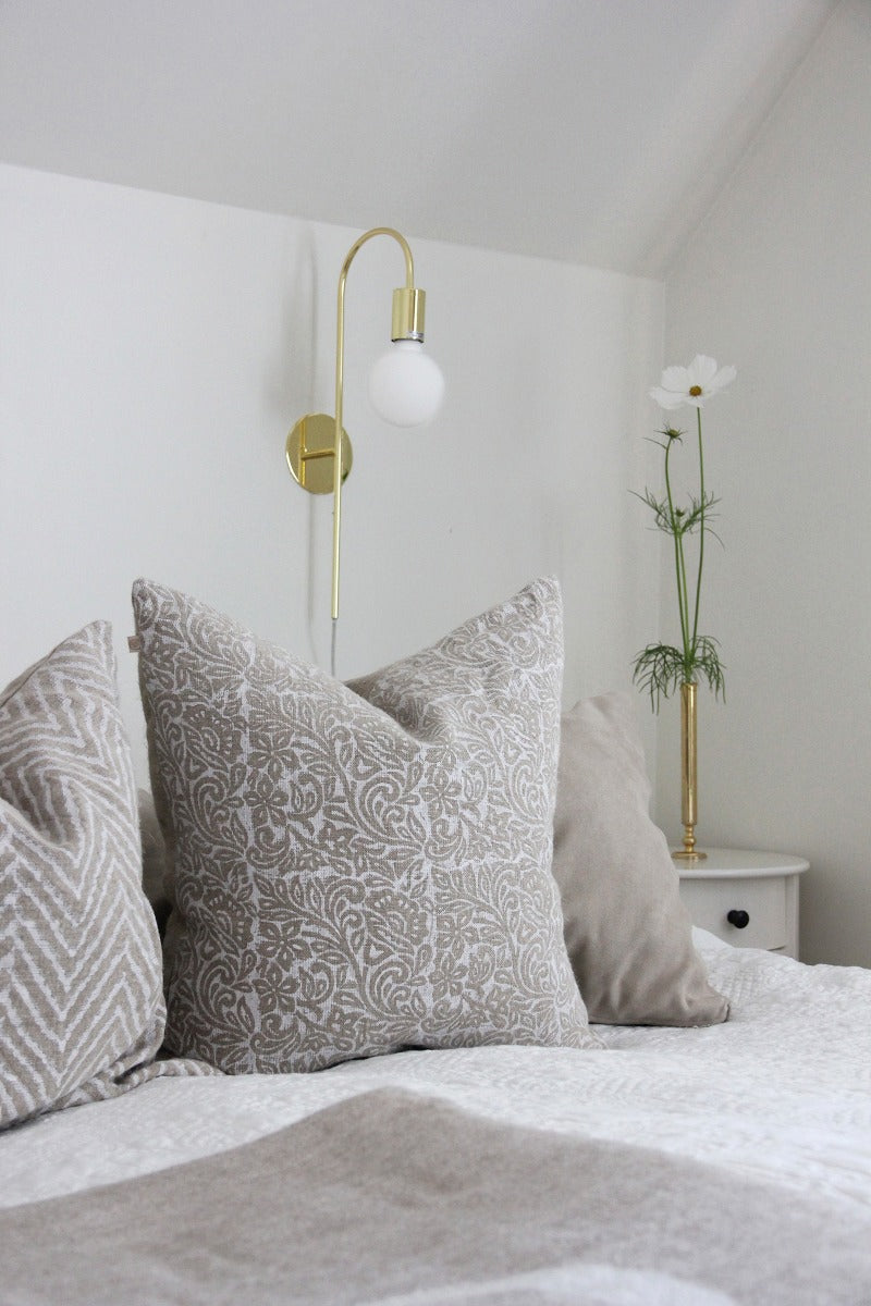 Grace Seinavalgusti, Kuldne - Globen Lighting - snug.ee