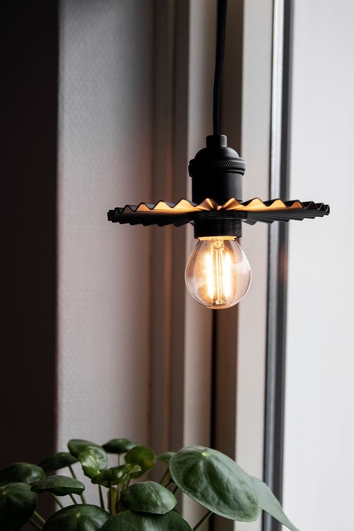 Omega 15 Laevalgusti, Must - Globen Lighting - snug.ee