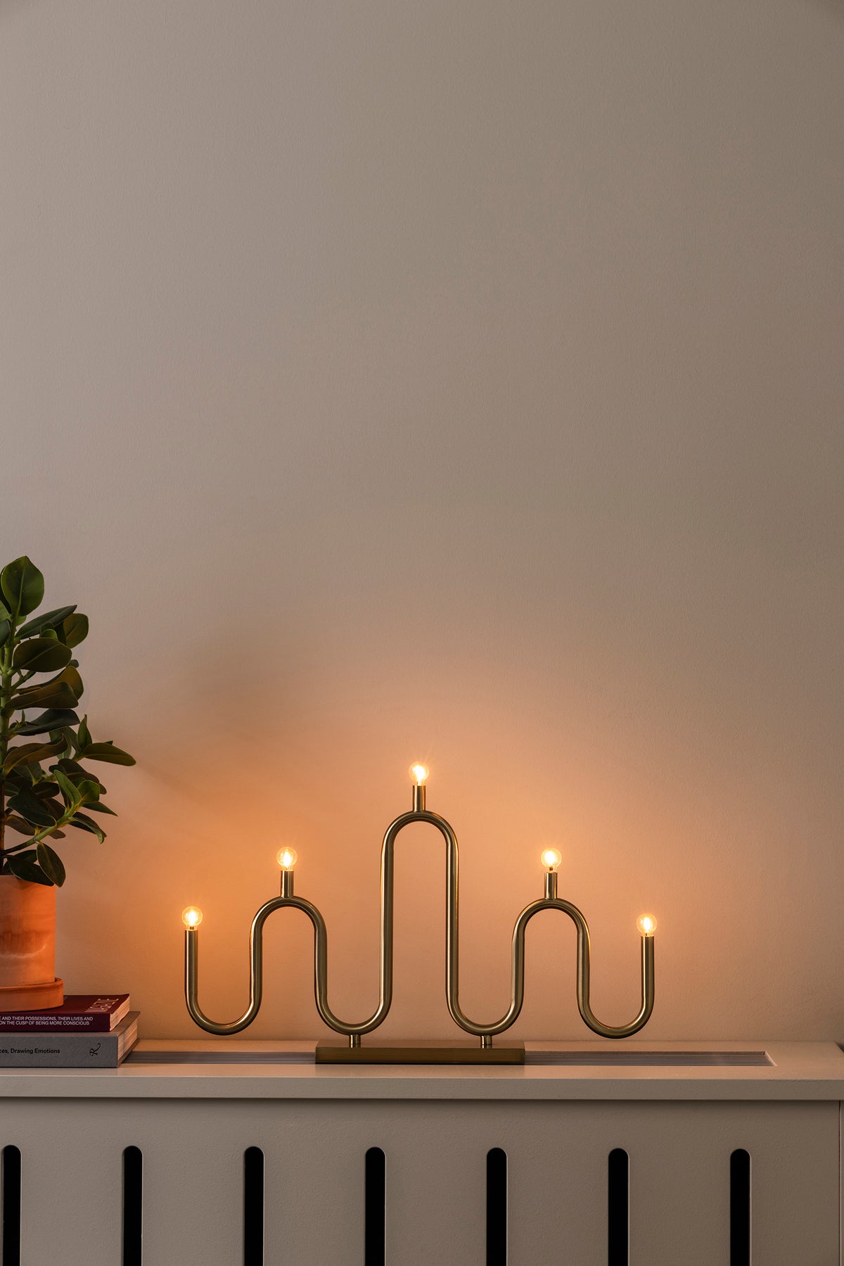 Noel 5 Advendiküünal, Kuldne