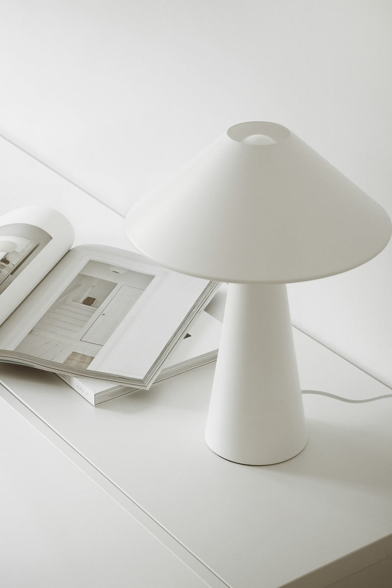 Cannes Lauavalgusti, Valge - Globen Lighting - snug.ee