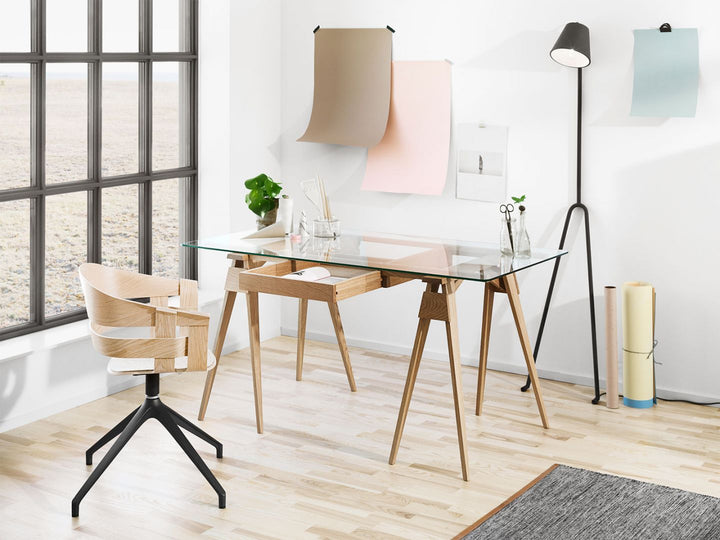 Arco Kirjutuslaud, Naturaalne Tamm - Design House Stockholm - snug.ee
