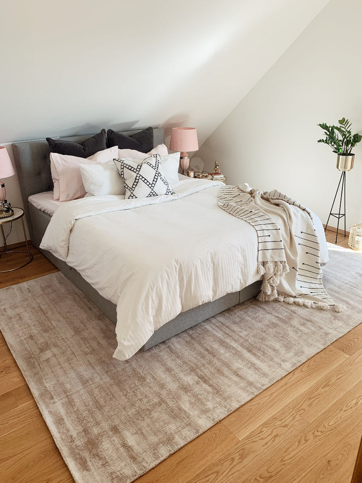 Silky Beige Vaip Kristjaana Mere Kodus - snug.ee