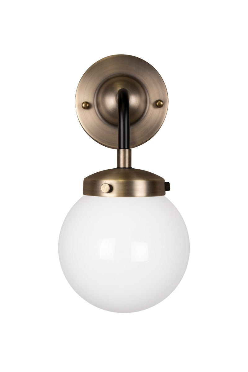 Alley Seinavalgusti IP44, Antiik Messing - Globen Lighting - snug.ee