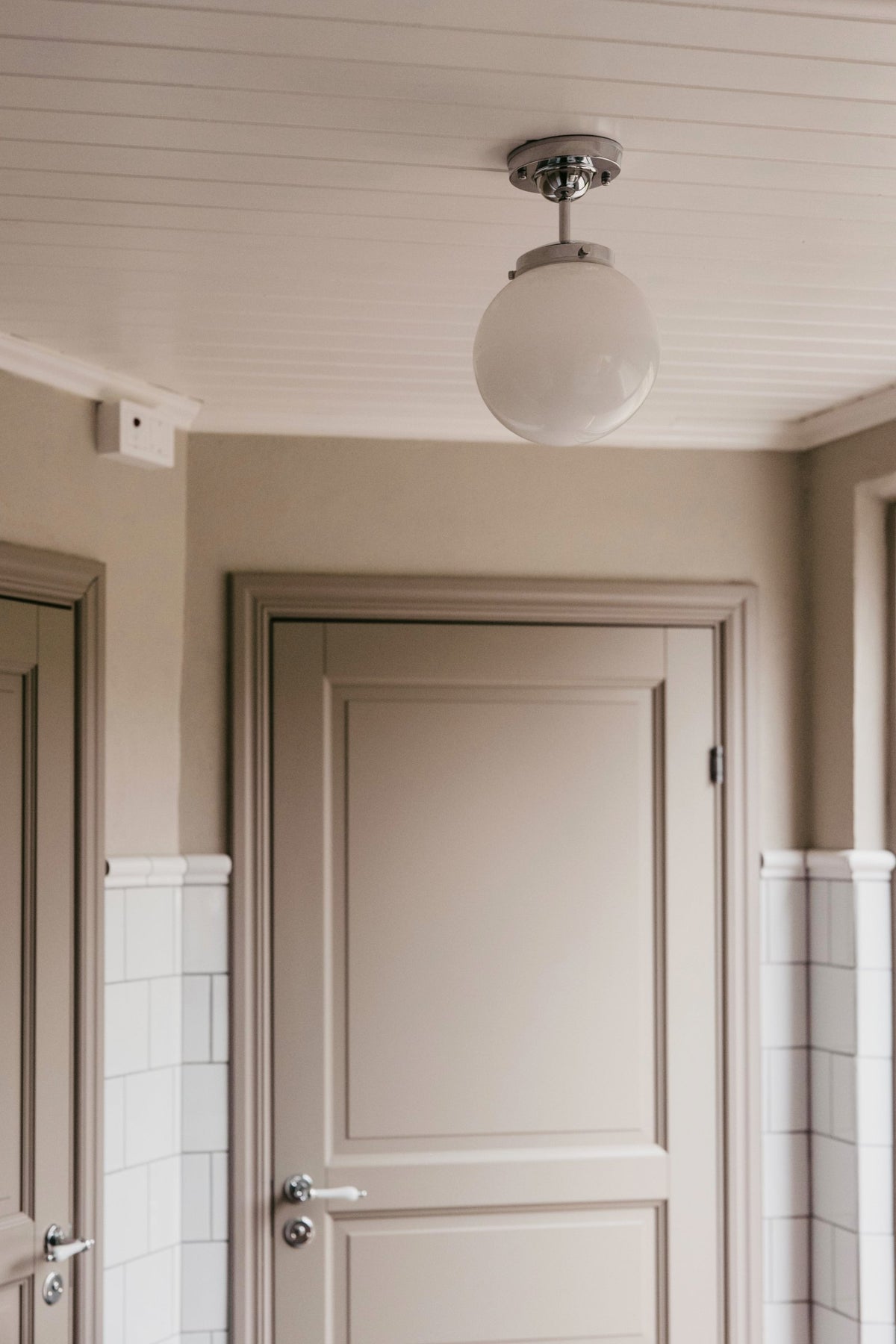 Alley Laevalgusti IP44, Kroom