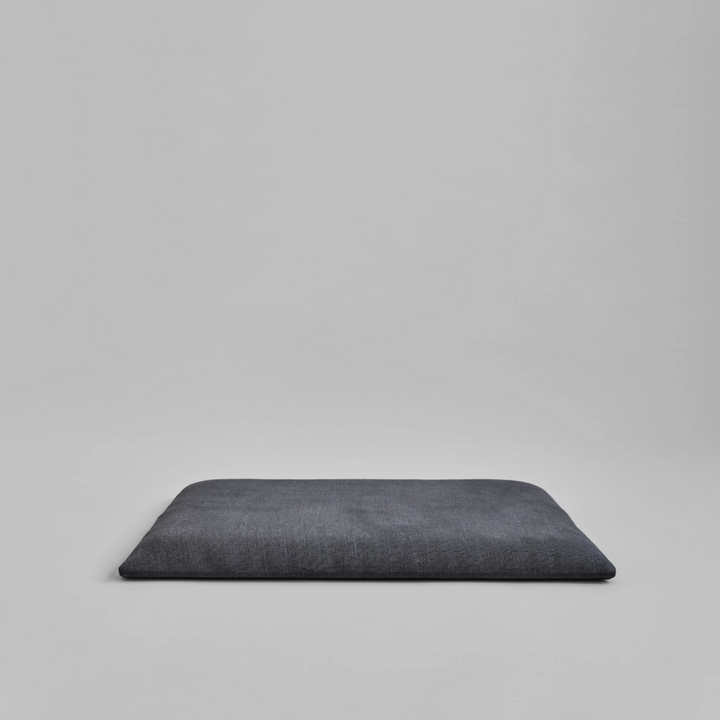 Brutus Lounge Tooli Istmepadi, Charcoal - 101 Copenhagen - snug.ee