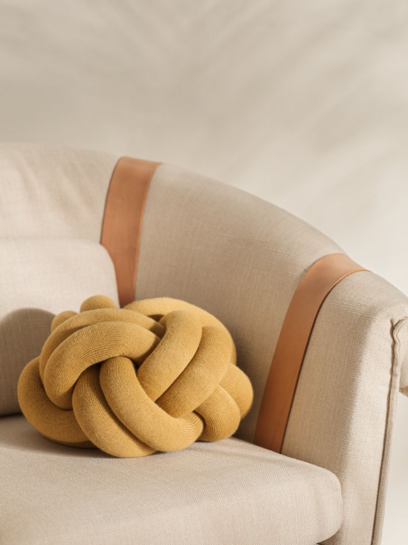 Knot Dekoratiivpadi, Kollane -  Design House Stockholm - snug.ee
