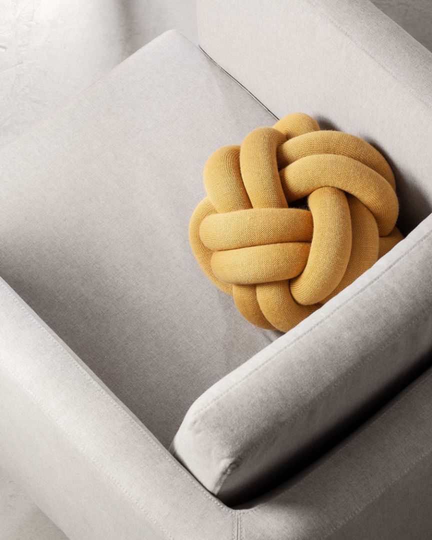 Knot Dekoratiivpadi, Kollane -  Design House Stockholm - snug.ee