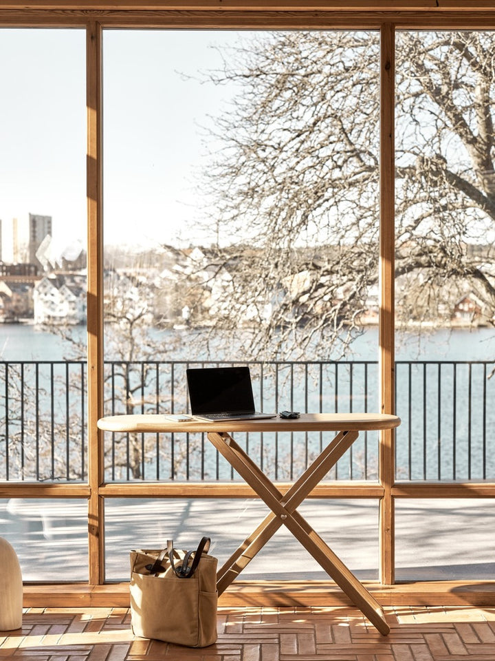 Cinderella Tammest Laud / Triikimislaud - Design House Stockholm - snug.ee