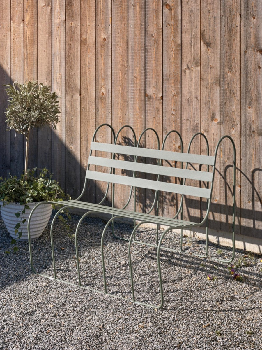 Gardener's Sofa Metallist Aiapink - Design House Stockholm - snug.ee
