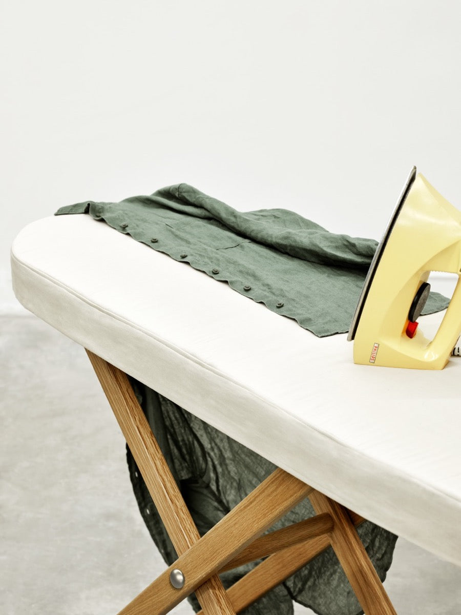 Cinderella Tammest Laud / Triikimislaud - Design House Stockholm - snug.ee