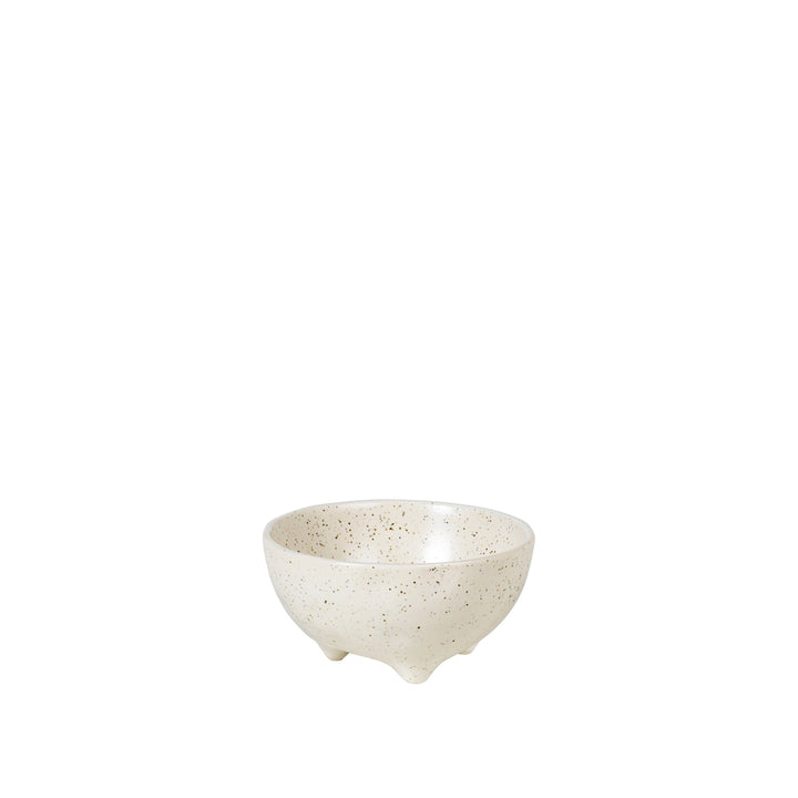 Nordic Vanilla Kauss Jalgadega 11 cm  - Broste Copenhagen - snug.ee