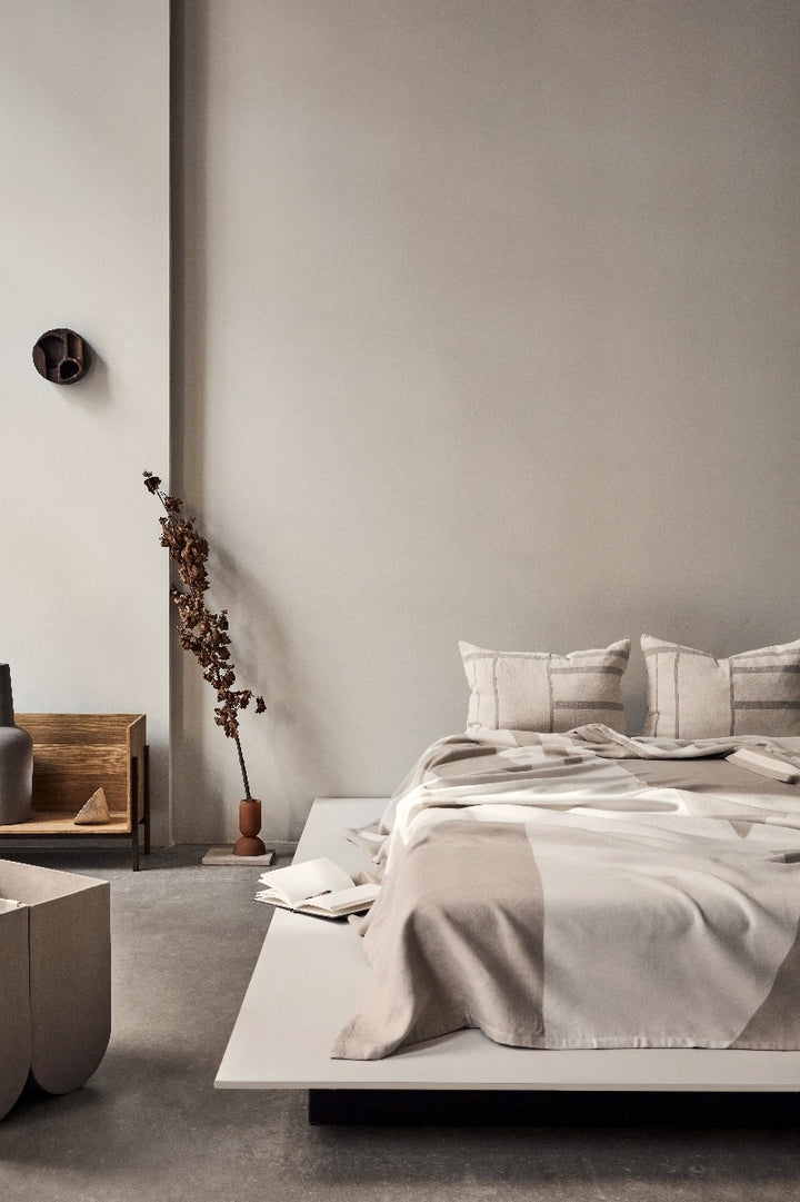 Dual Vaas S, Ocher - Kristina Dam - snug.ee