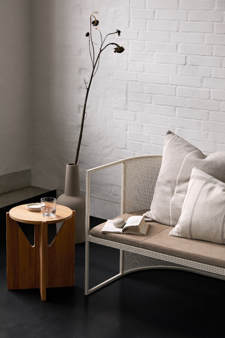 Simple Abilaud / Taburet, Tamm - Kristina Dam - snug.ee