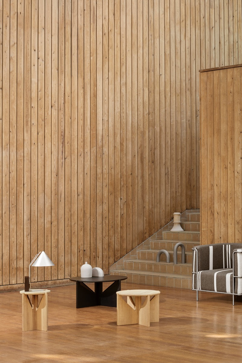 Simple Ümmargune Diivanilaud, Tamm - Kristina Dam - snug.ee