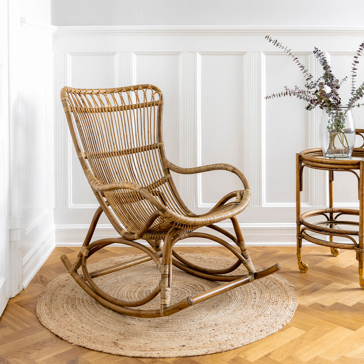 Romeo Käru, Antiik - Sika-Design - snug.ee