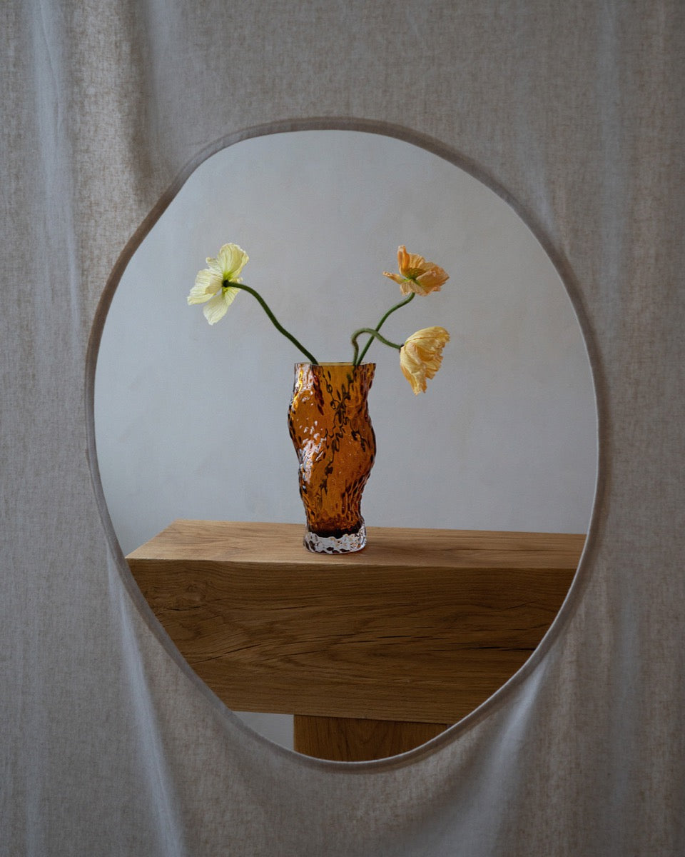 Ostrea Vaas, Amber - Hein Studio - snug.ee