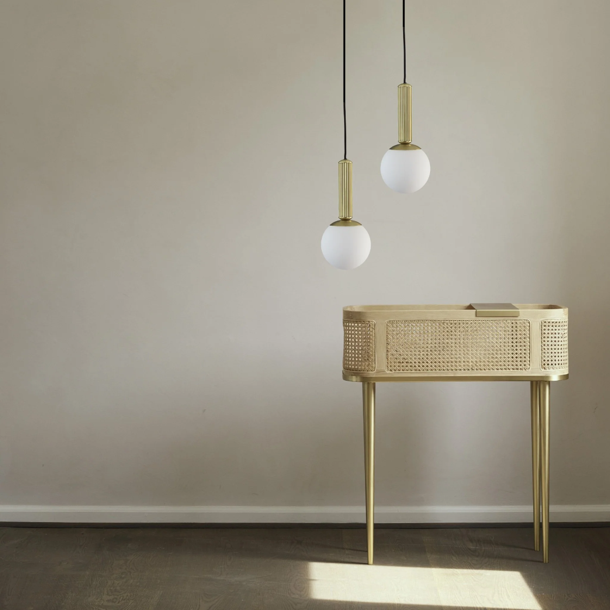 No. 2 Rippvalgusti, Messing - 101 Copenhagen - snug.ee