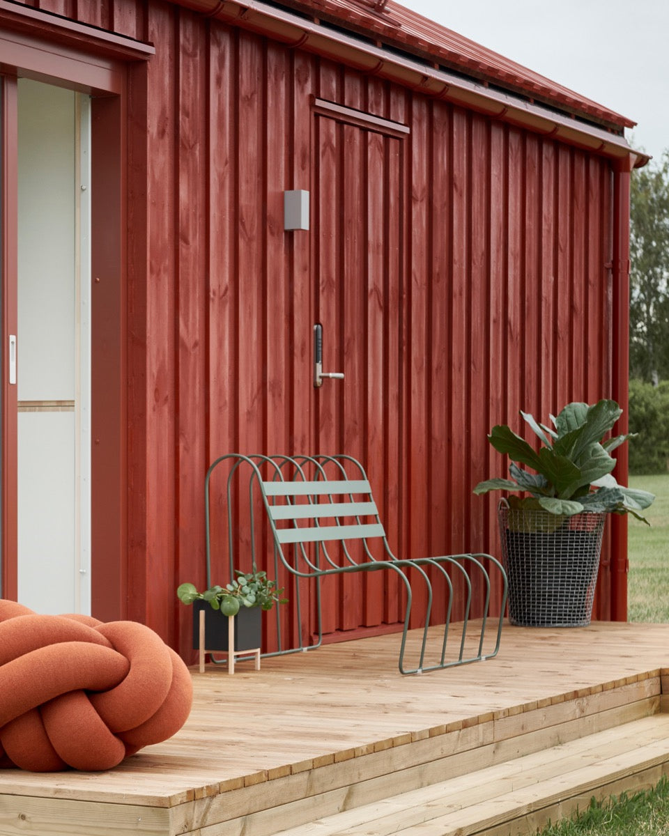 Gardener's Sofa Metallist Aiapink - Design House Stockholm - snug.ee