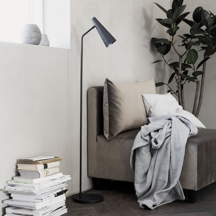 Precise Põrandalamp, Must - House Doctor - snug.ee
